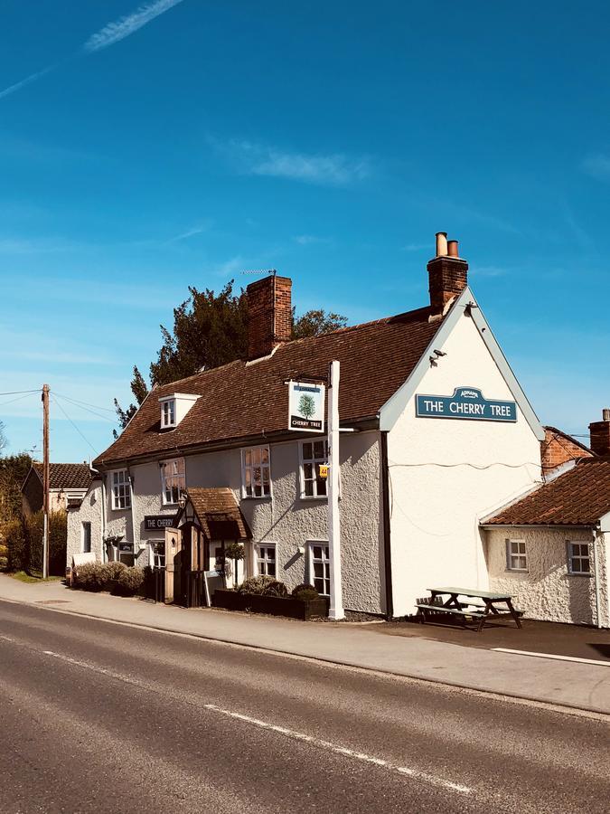 The Cherry Tree Woodbridge Bagian luar foto