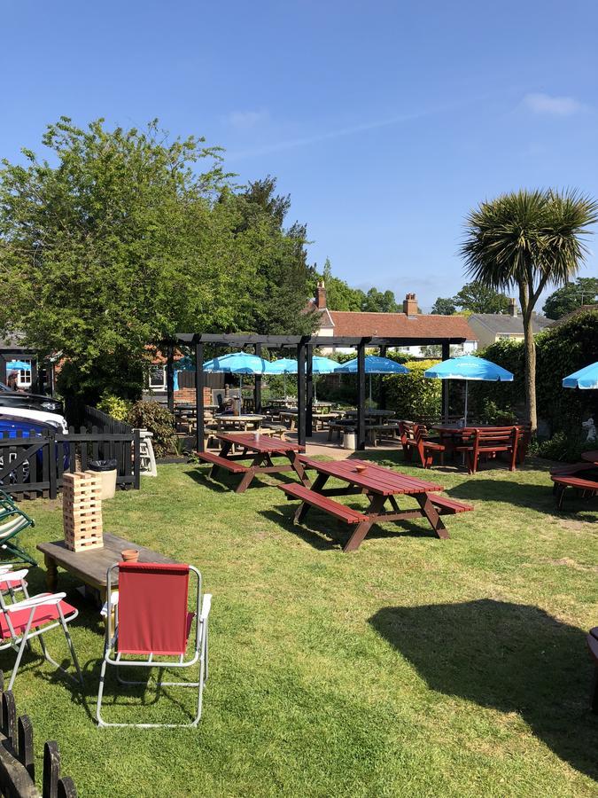 The Cherry Tree Woodbridge Bagian luar foto
